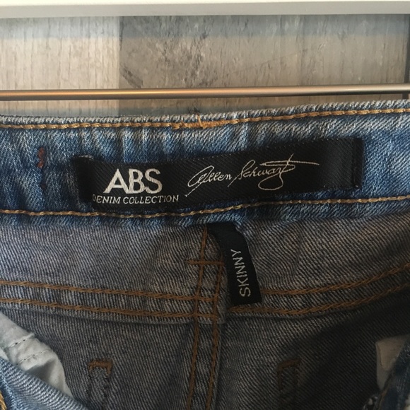 ABS Light Washed - Distressed Jeans - Picture 5 of 6